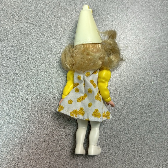 2007 Daisy Munchkin #7 McDonald's Series 1 Madame Alexander Wizard of Oz - Picture 3 of 3